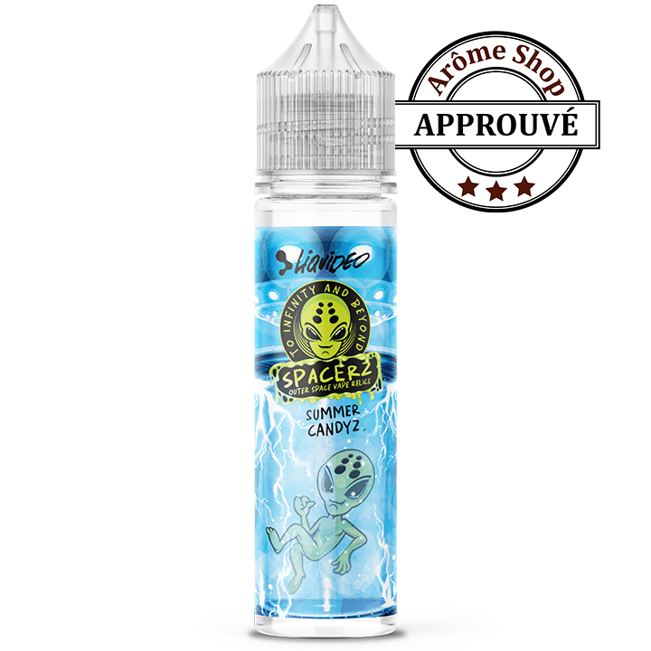Tall vape juice bottle with a blue space-themed label, an alien mascot, and an 'APPROUVÉ' stamp beside it. SUMMER CANDYZ BONBON SPACERZ by LIQUIDEO 💨